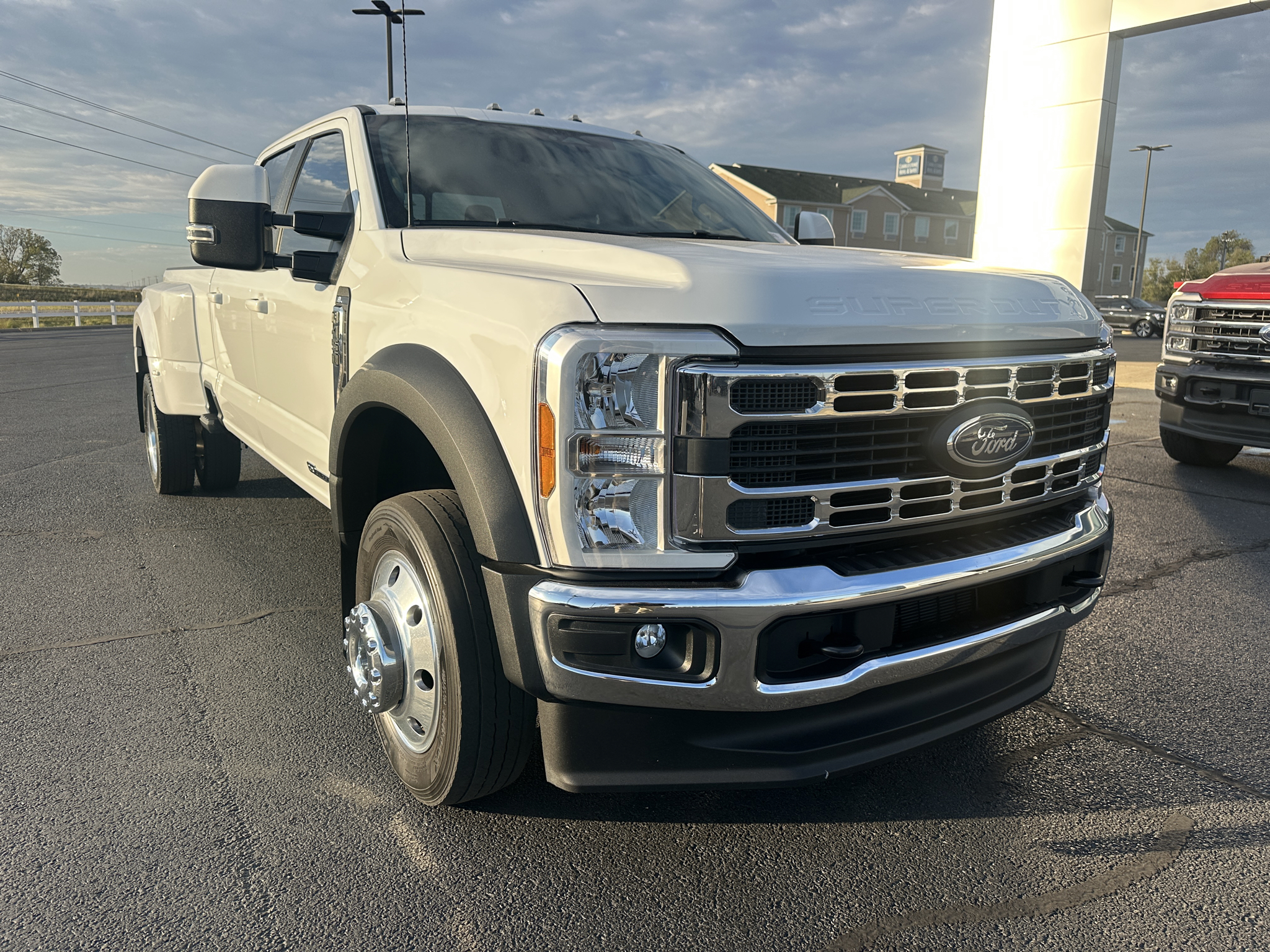 Used 2025 Ford F-450 Super Duty XL with VIN 1FT8W4DT2SEE11144 for sale in Little Rock