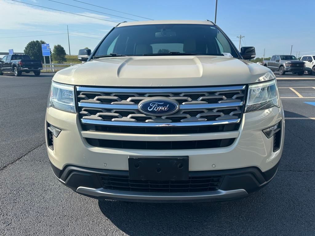 2018 Ford Explorer XLT photo 3