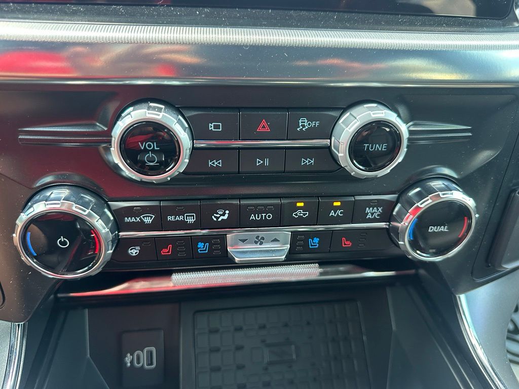 2026 Ford F-150 Lariat - Photo 10