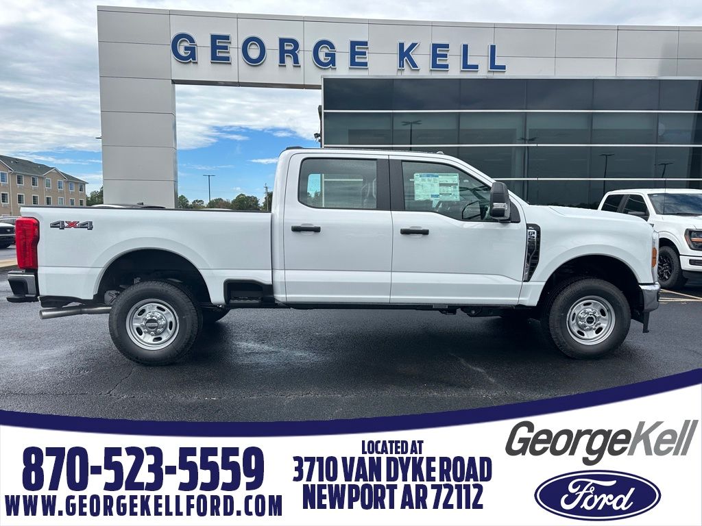 2026 Ford F-250 Super Duty XL's photo