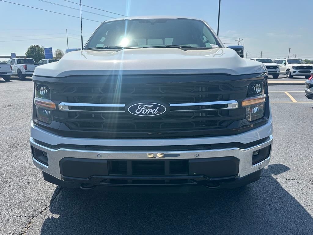 2025 Ford F-150 XLT photo 2