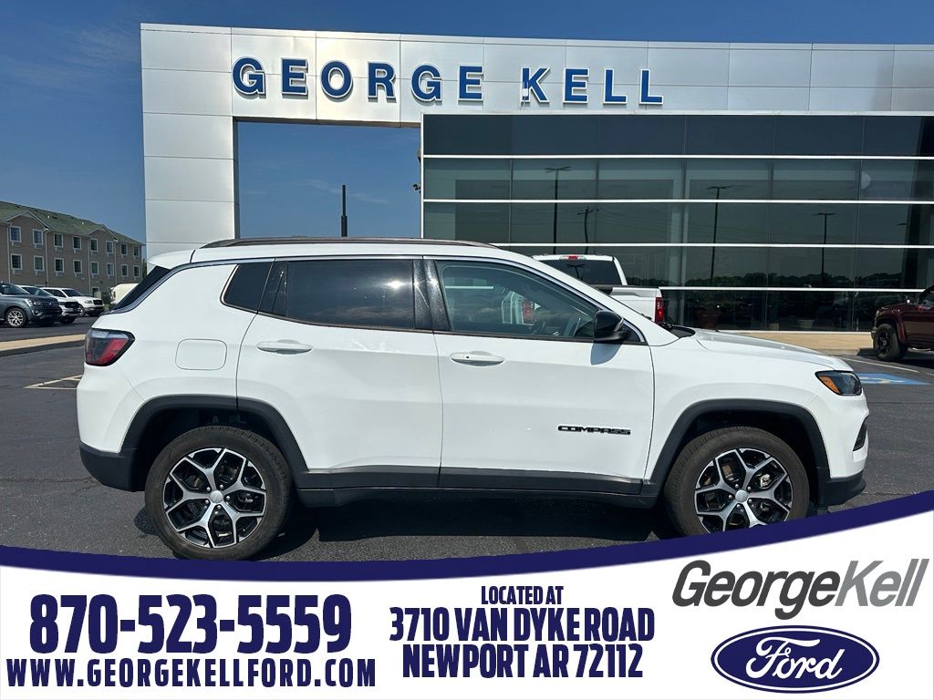 2024 Jeep Compass Latitude 4X4's photo