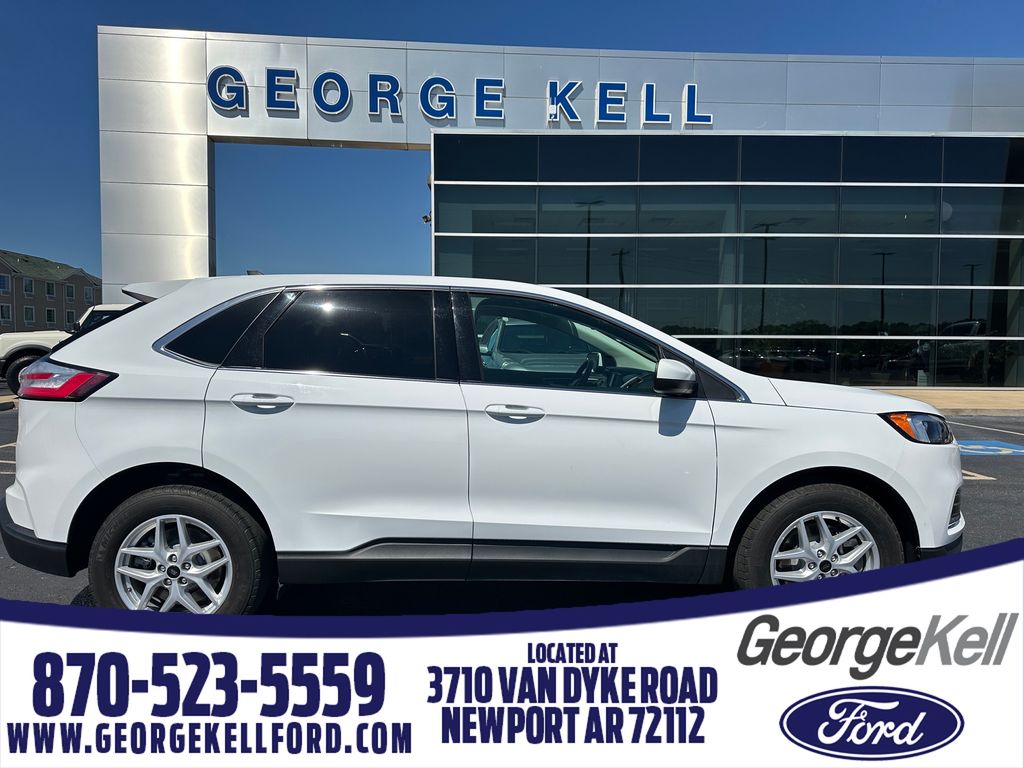 2024 Ford Edge SEL AWD's photo