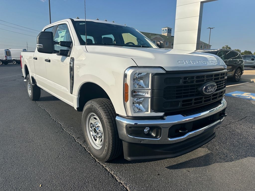 2026 Ford F-250 XL photo 2