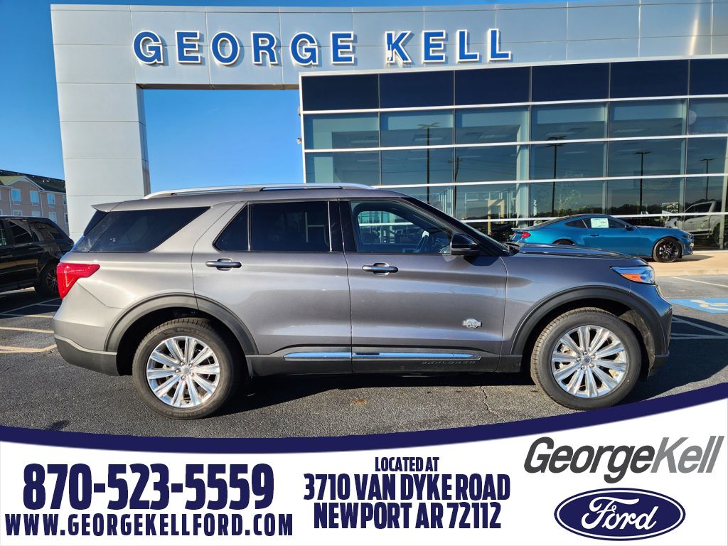 2022 Ford Explorer King Ranch's photo