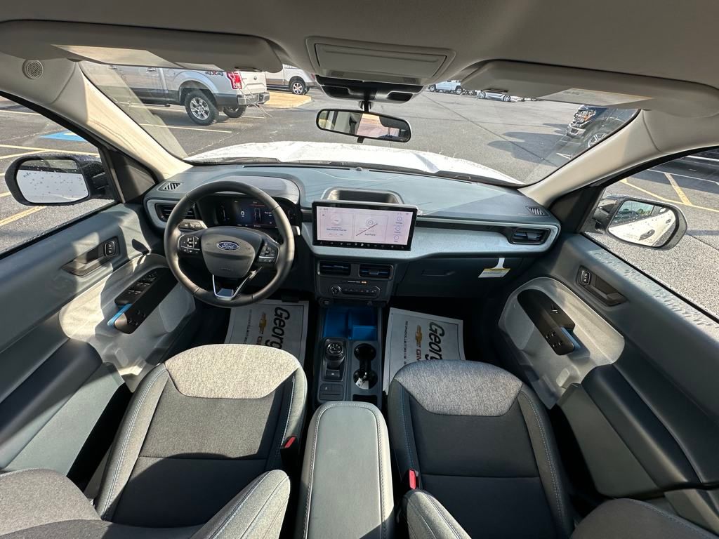 2025 Ford Maverick XLT - Photo 5