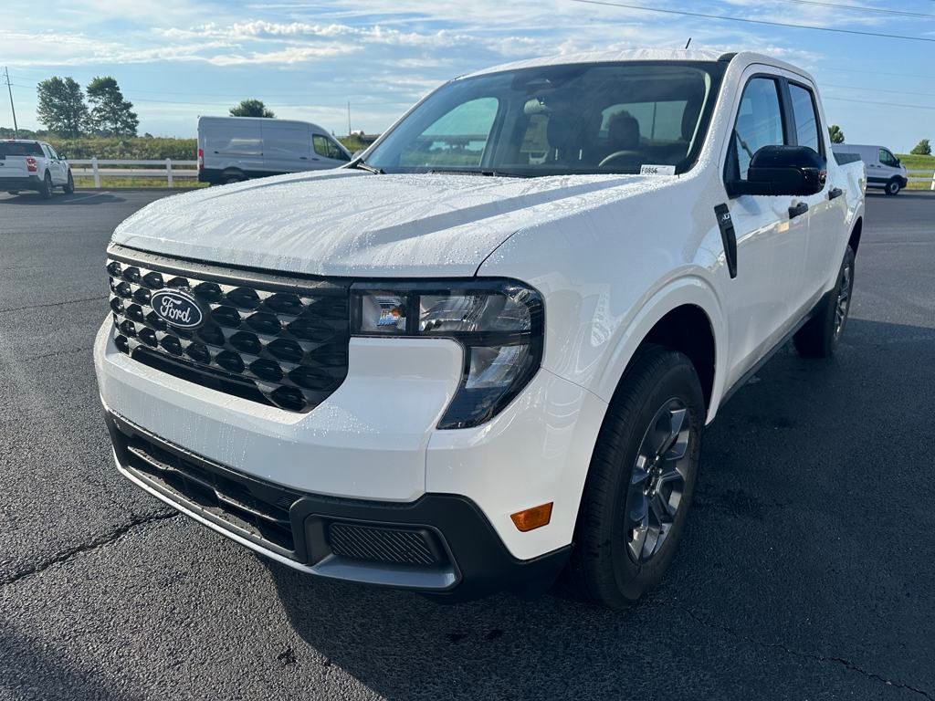 2025 Ford Maverick XLT photo 3
