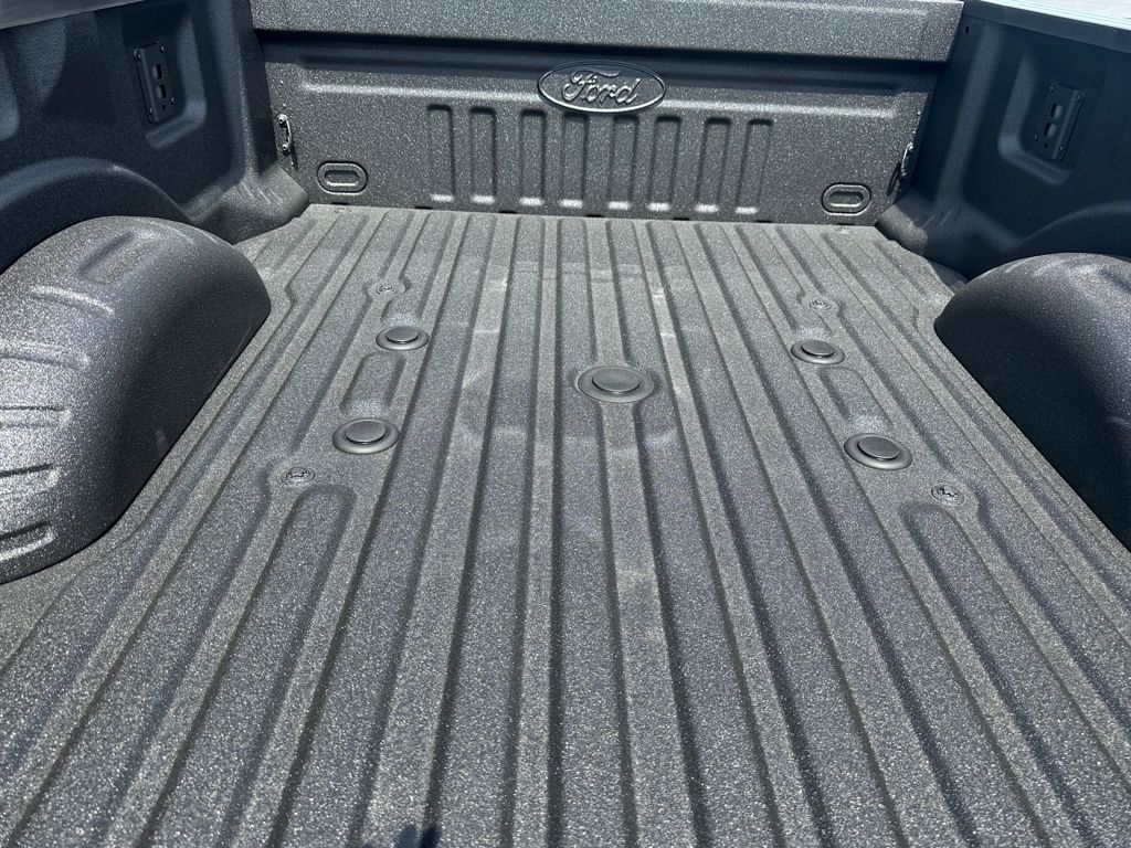 2026 Ford F-350 Super Duty XLT - Photo 23