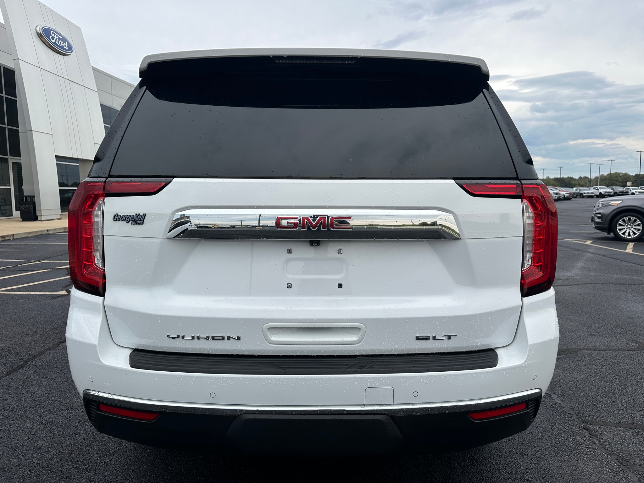2022 GMC Yukon SLT - Photo 27