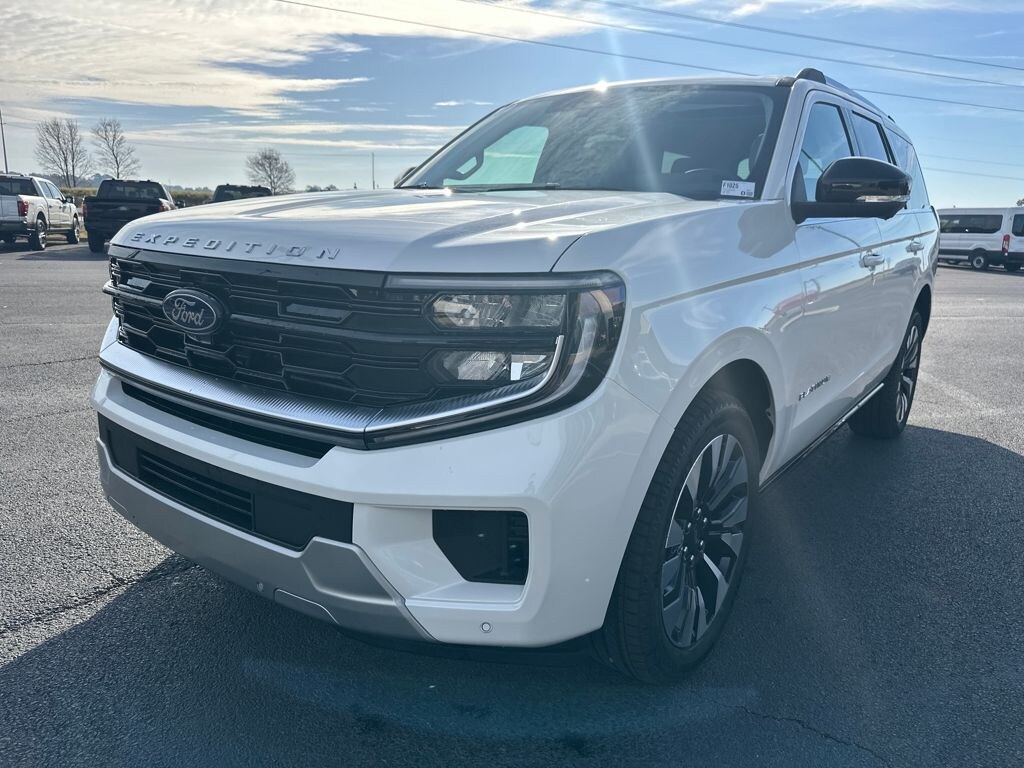 New 2025 Ford Expedition Platinum SUV