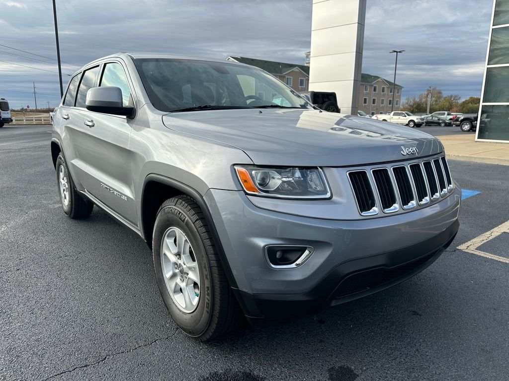 Used 2014 Jeep Grand Cherokee Laredo with VIN 1C4RJEAG9EC276597 for sale in Newport, AR