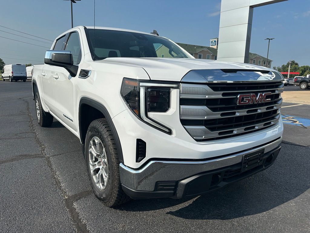 Certified 2023 GMC Sierra 1500 SLE with VIN 3GTPUBEK8PG250634 for sale in Little Rock