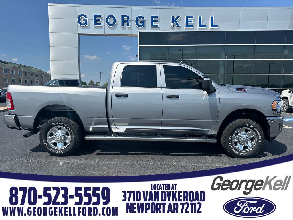 2024 RAM 2500 Tradesman 4X4 Crew Cab SWB's photo