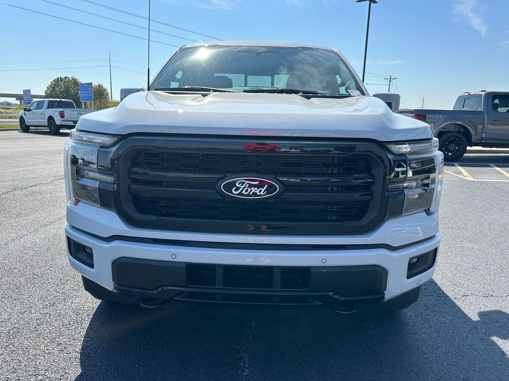 2025 Ford F-150 Lariat photo 3