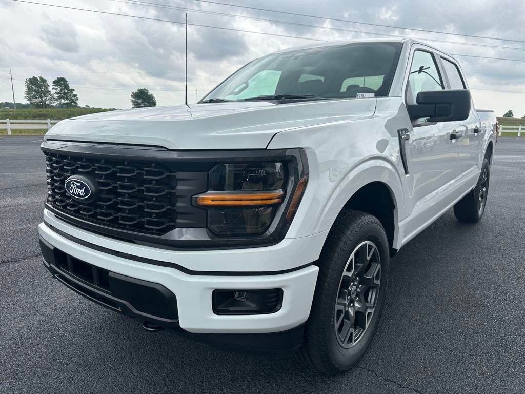 2025 Ford F-150 STX photo 4