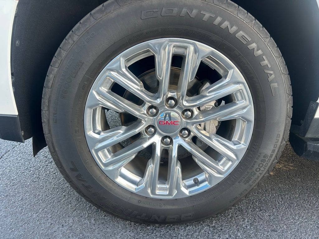 2022 GMC Yukon SLT - Photo 25