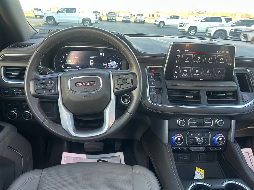 2022 GMC Yukon SLT - Photo 6