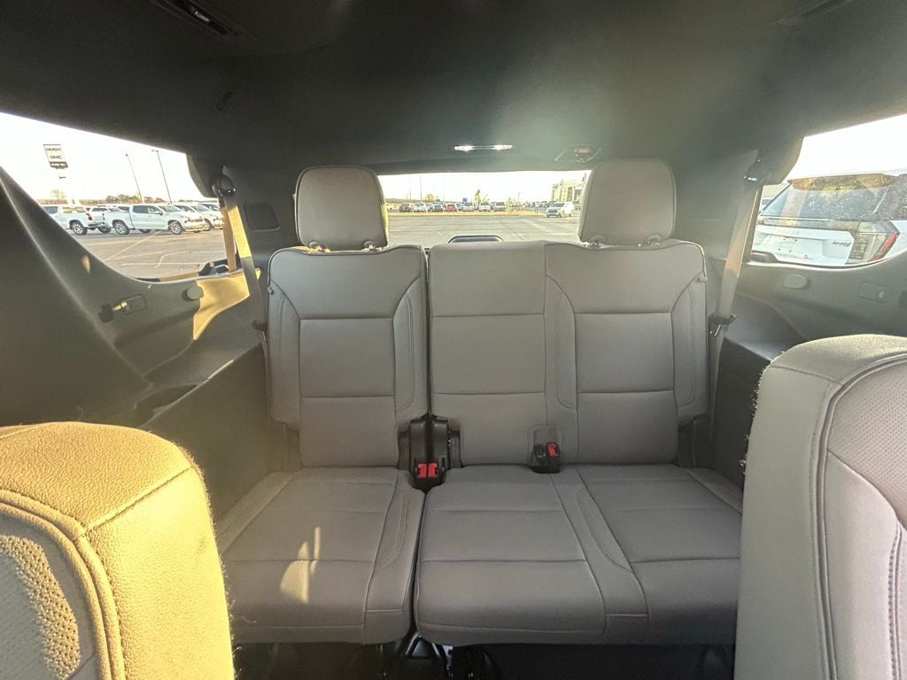 2022 GMC Yukon SLT - Photo 22
