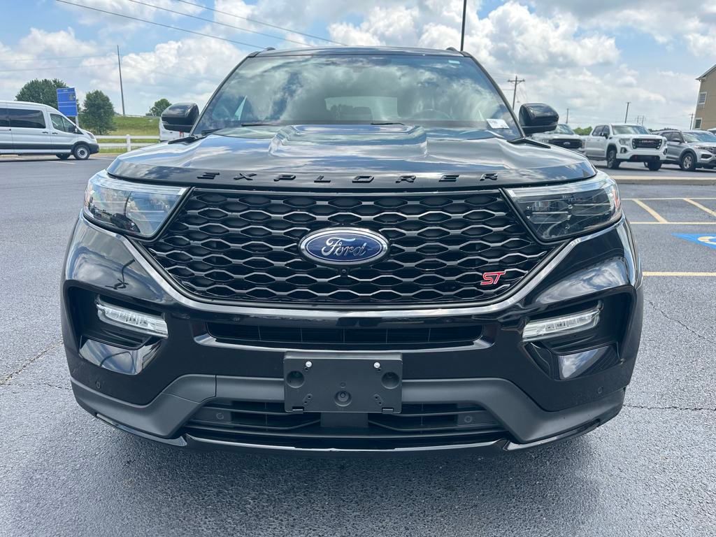 2021 Ford Explorer ST photo 2