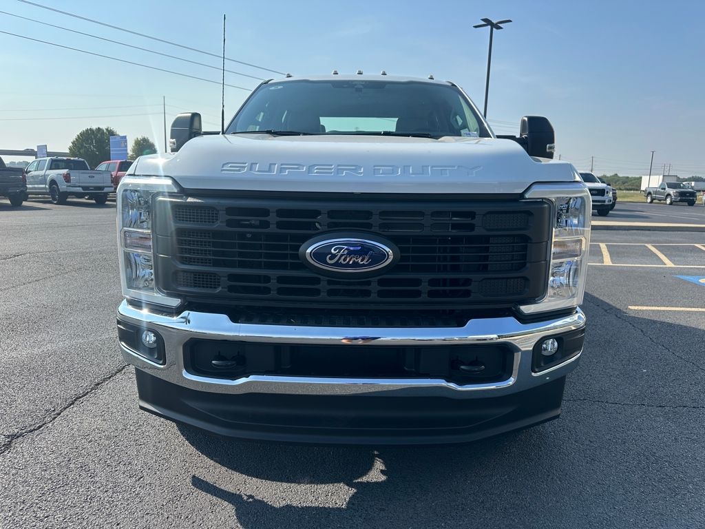 2026 Ford F-250 XL photo 3