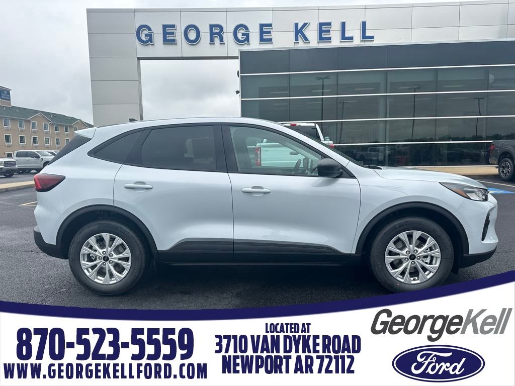 2025 Ford Escape Active's photo