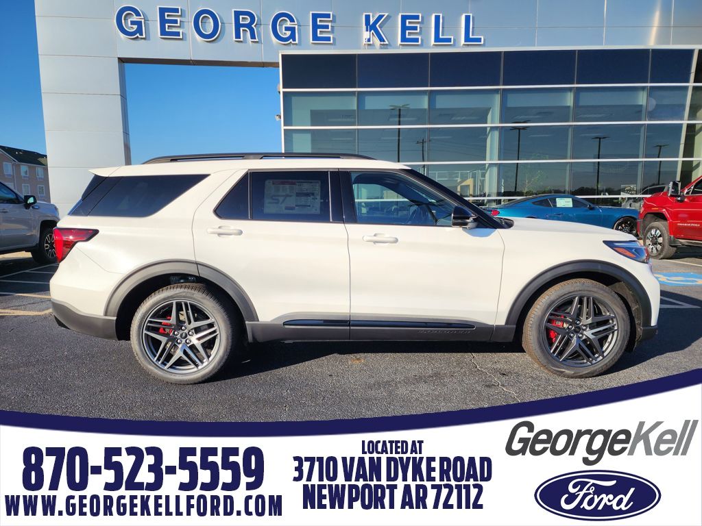 2026 Ford Explorer ST's photo
