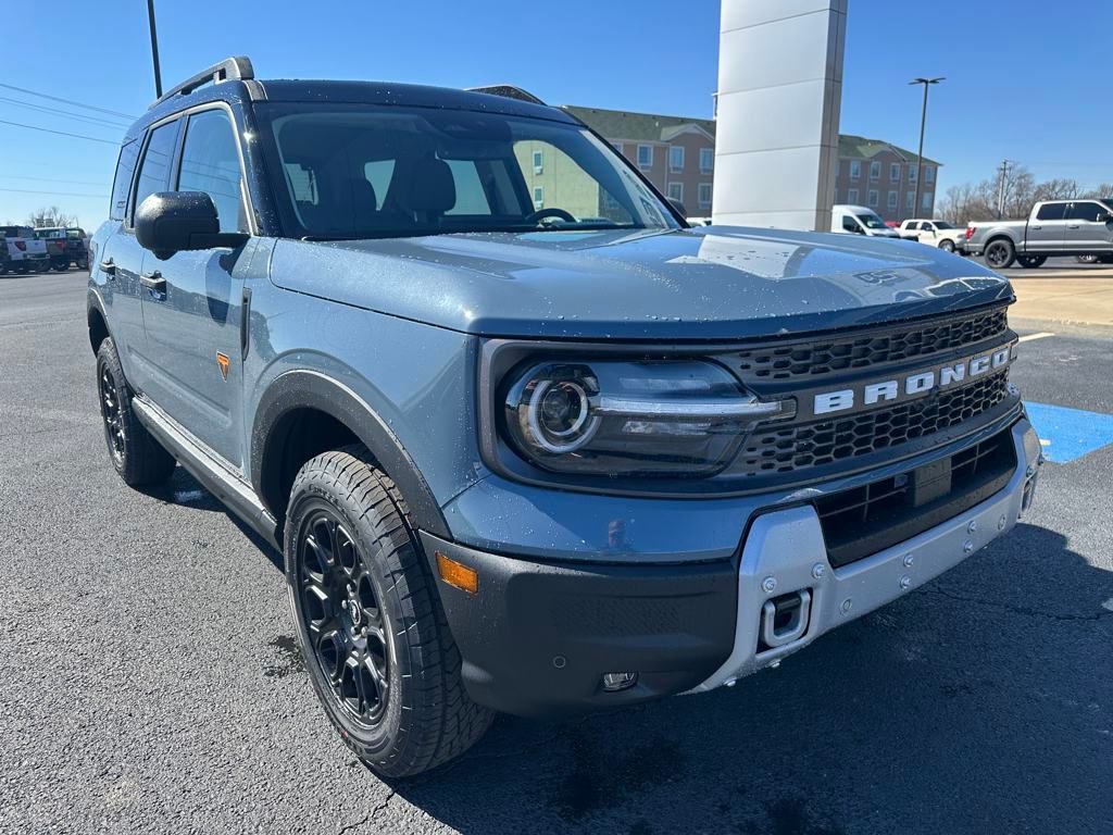 2025 Ford Bronco Sport Badlands photo 2