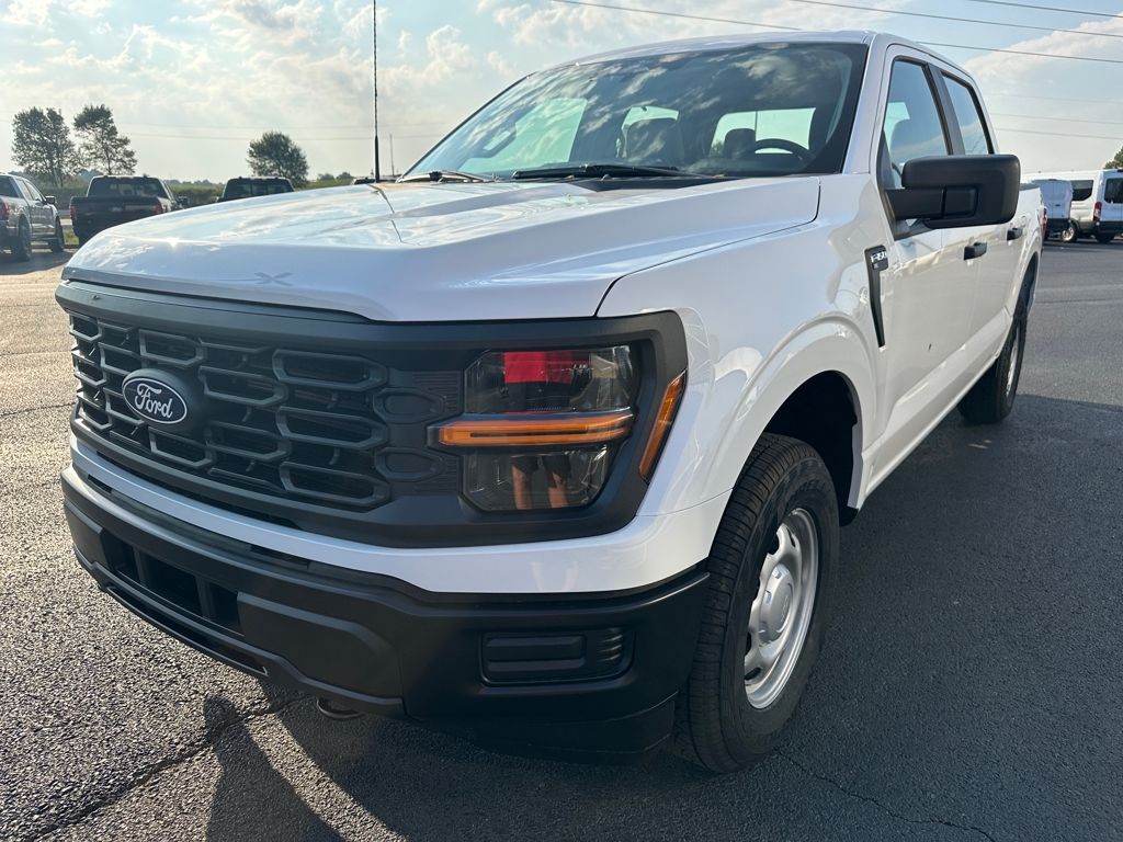 2025 Ford F-150 XL photo 4