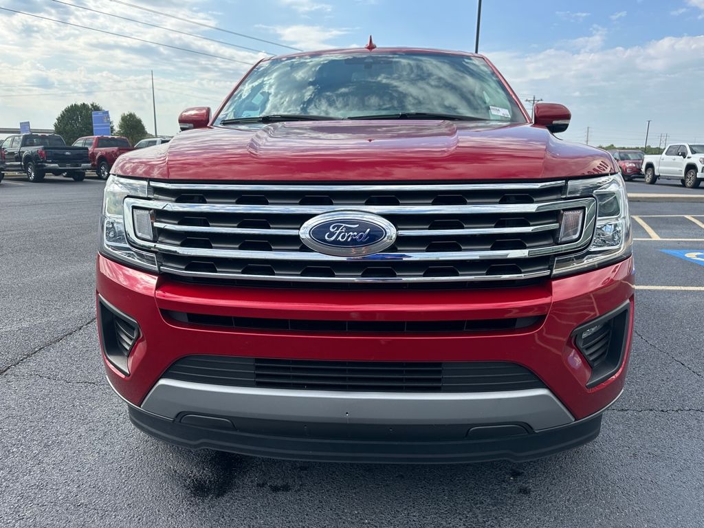2020 Ford Expedition MAX XLT photo 2