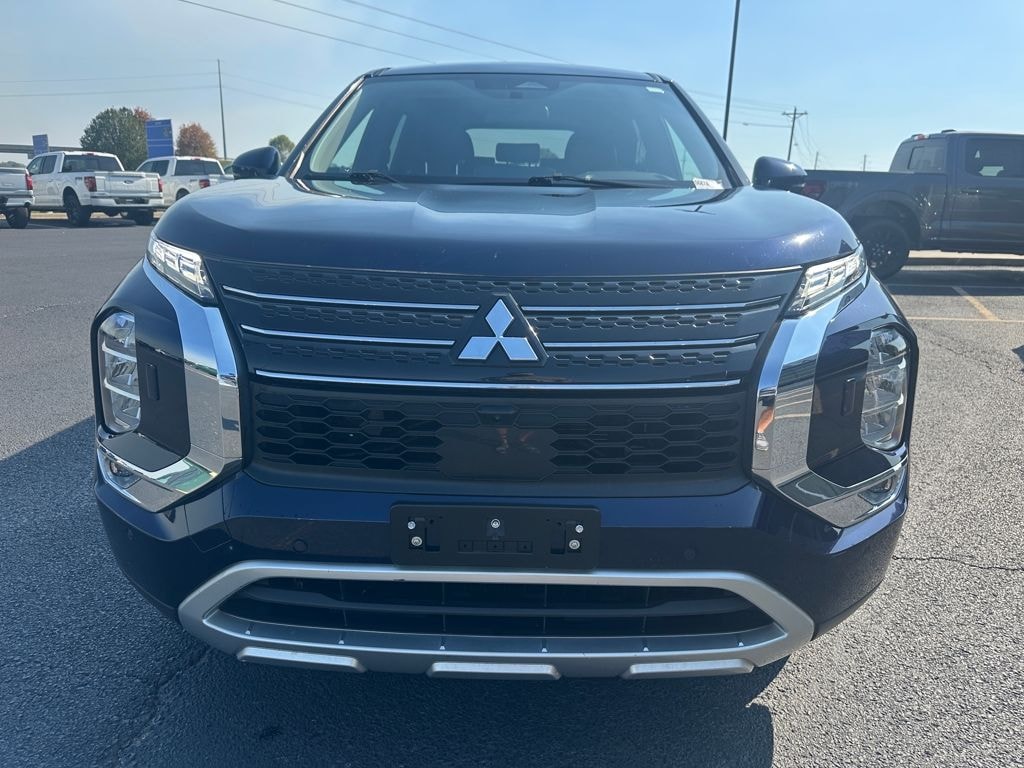 Used 2023 Mitsubishi Outlander Phev SE SUV