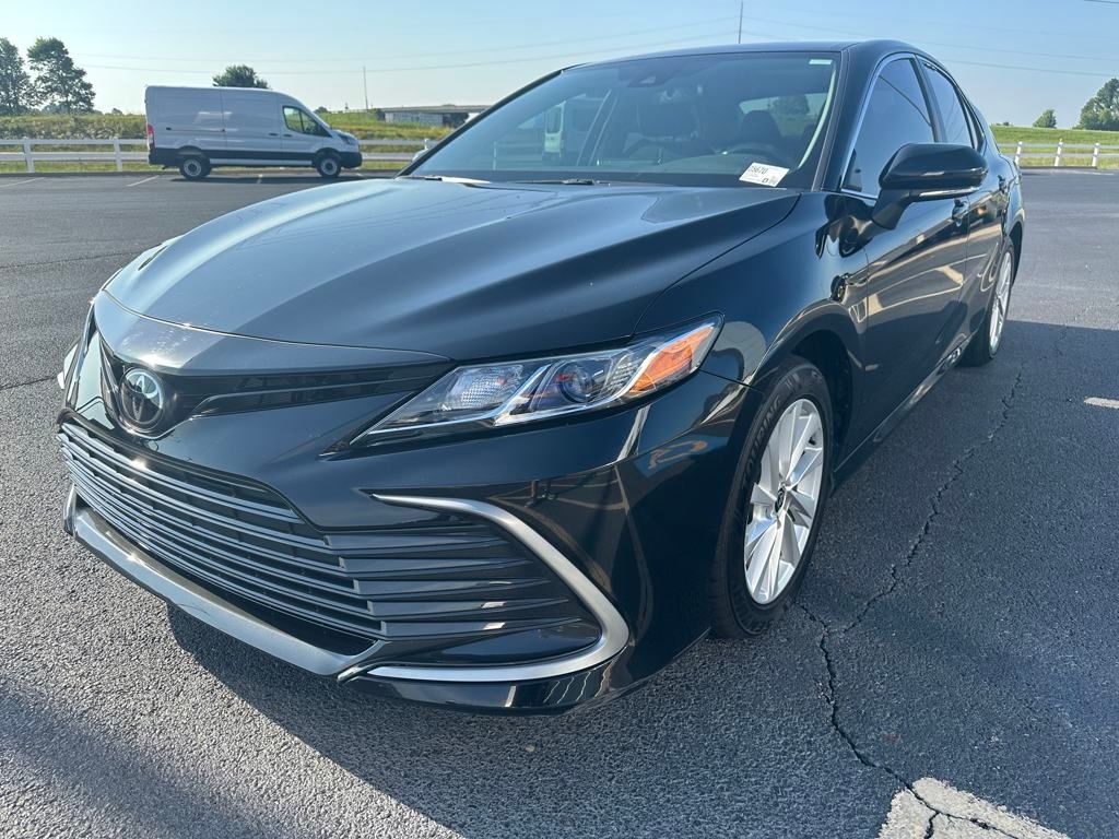 2024 Toyota Camry LE photo 4
