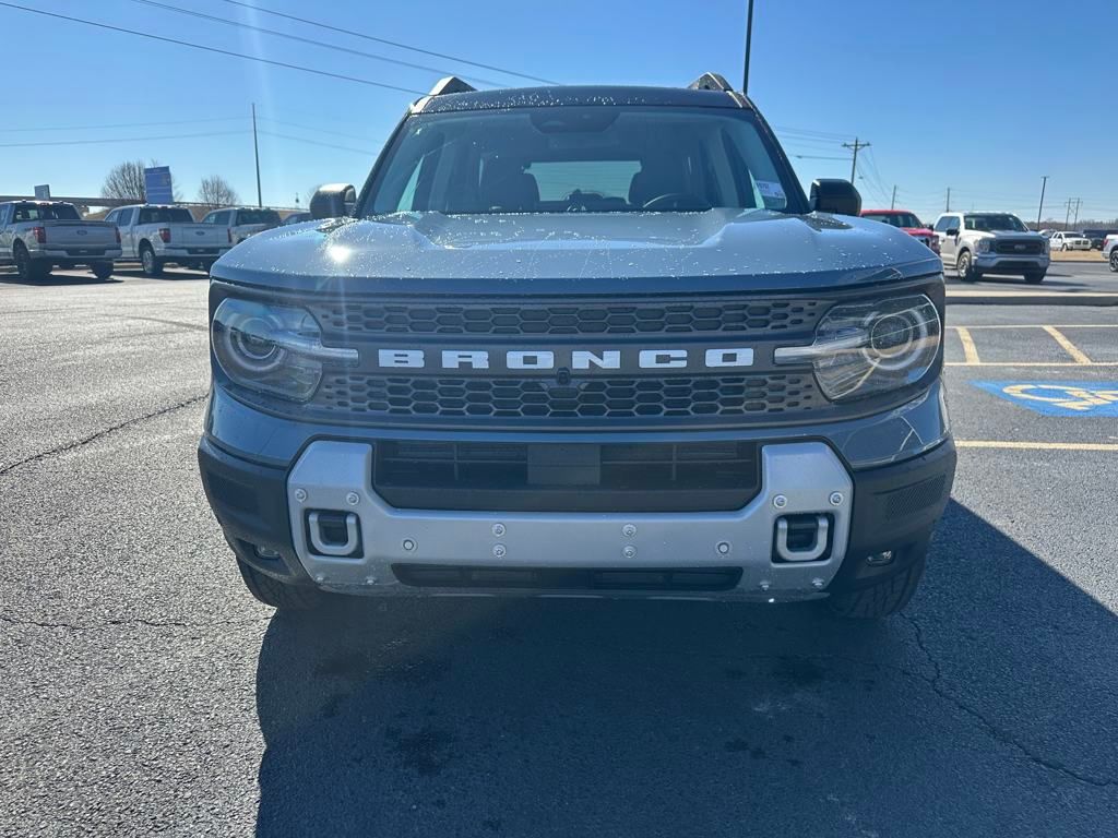 2025 Ford Bronco Sport Badlands photo 3