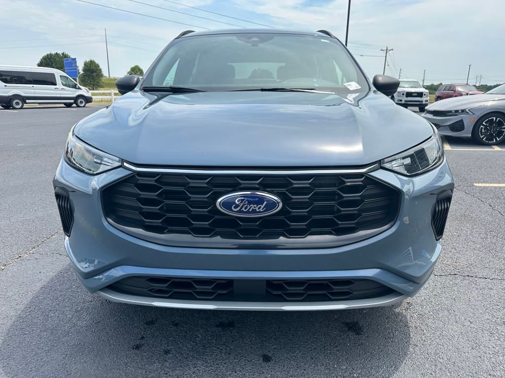 2023 Ford Escape ST-Line photo 3