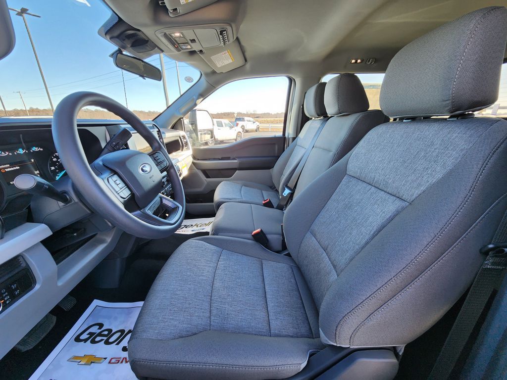 2026 Ford F-350 Super Duty XL - Photo 23