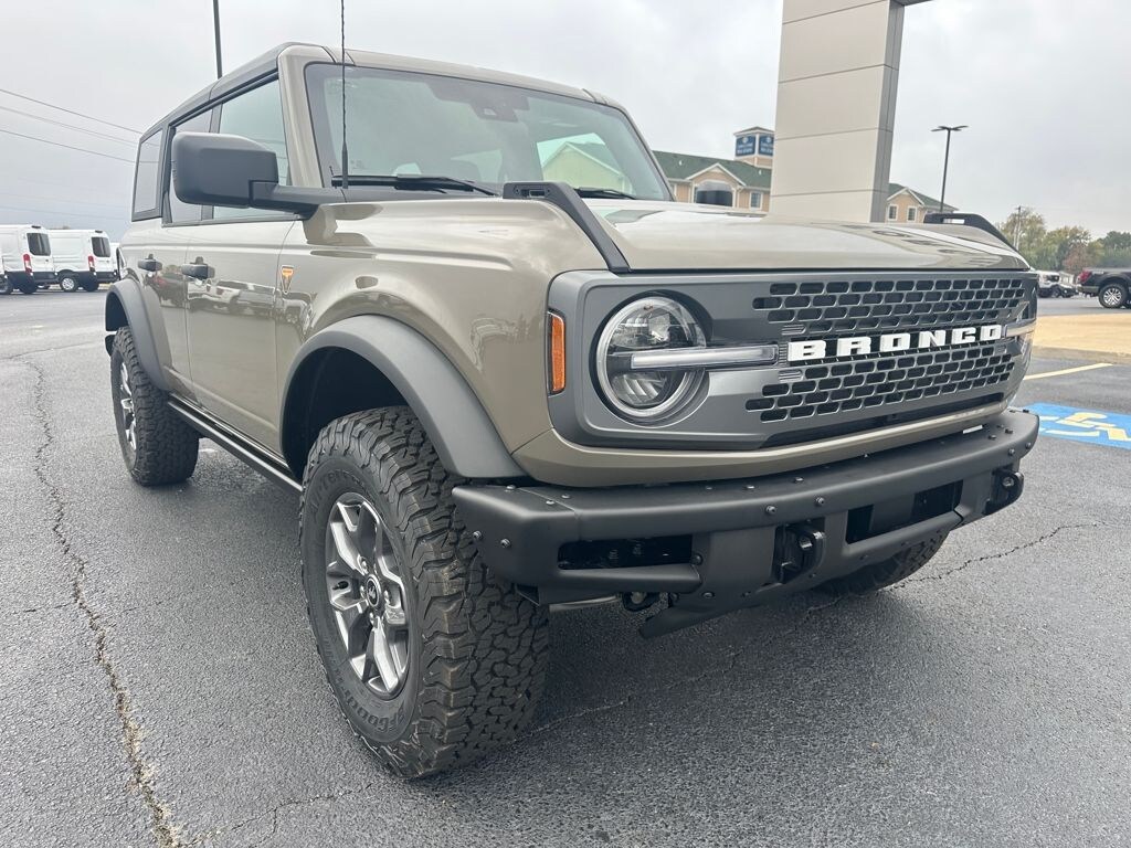 New 2025 Ford Bronco Badlands SUV