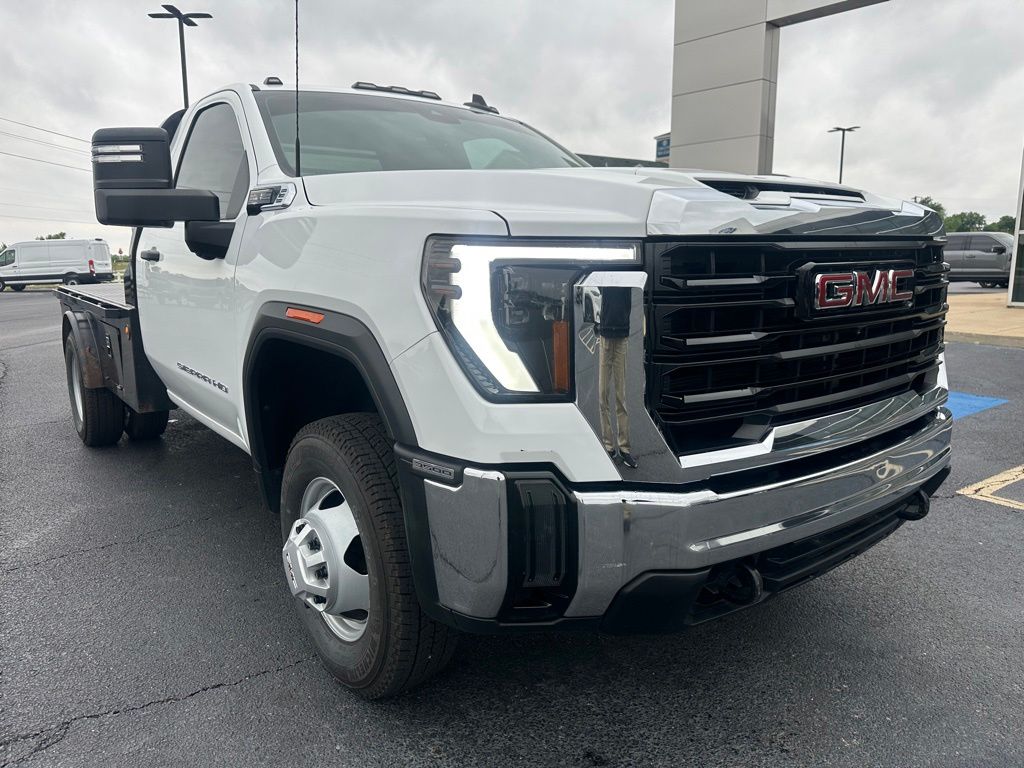 Certified 2024 GMC Sierra 3500HD Pro with VIN 1GD39SE78RF166549 for sale in Little Rock