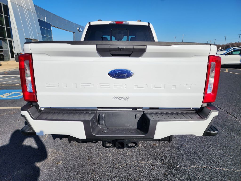 2026 Ford F-350 Super Duty XL - Photo 7