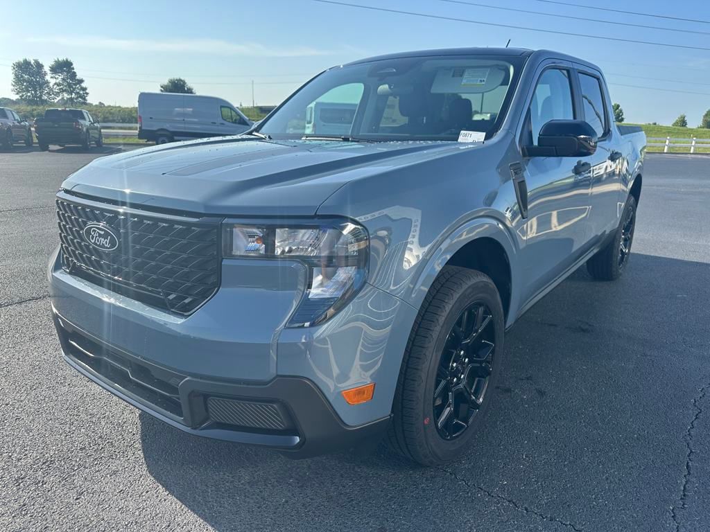2025 Ford Maverick XLT photo 4