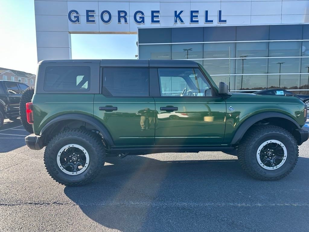 2024 Ford Bronco SUV 