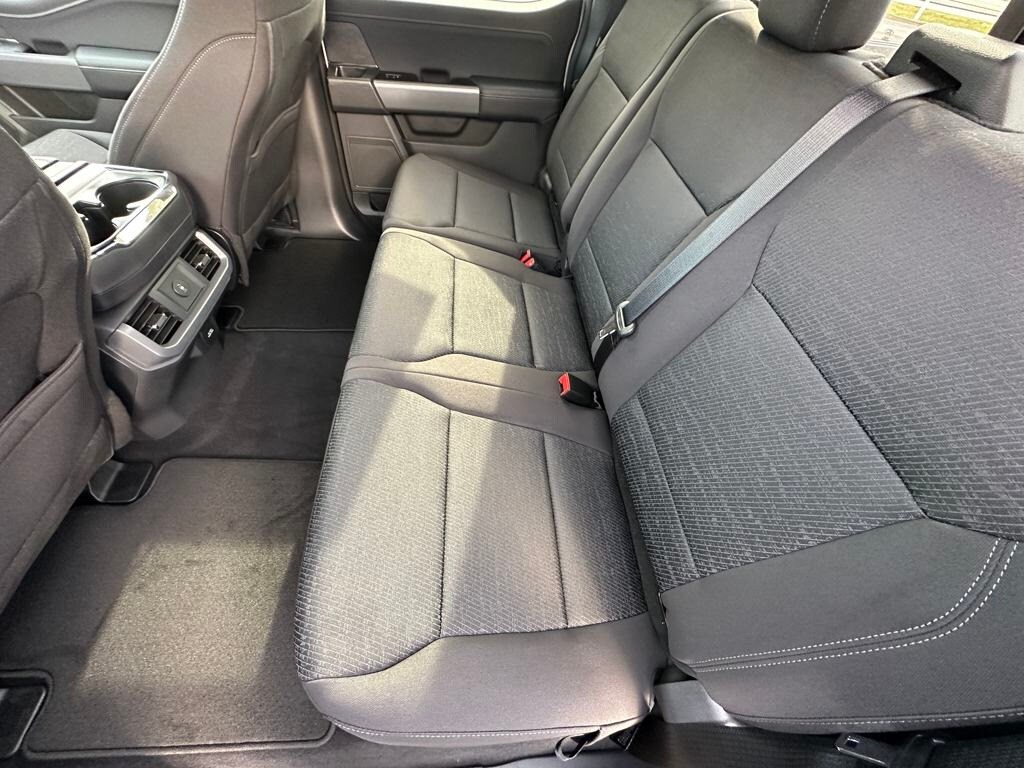 2025 Ford F-150 XLT - Photo 22