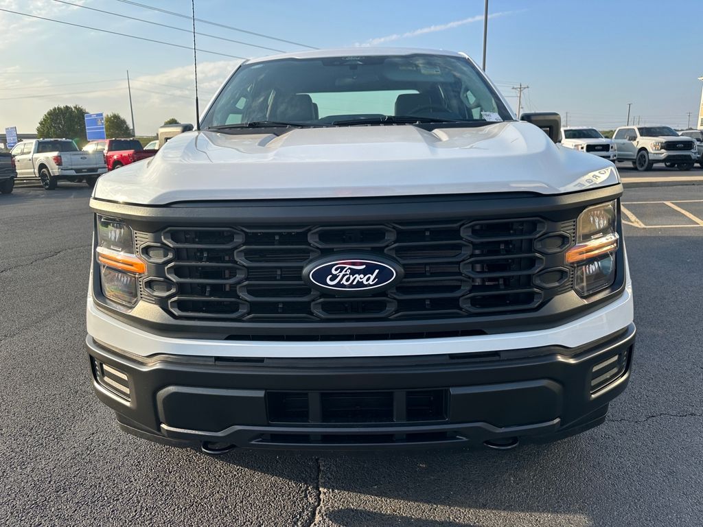 2025 Ford F-150 XL photo 3