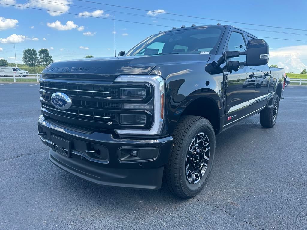2025 Ford F-350 photo 4