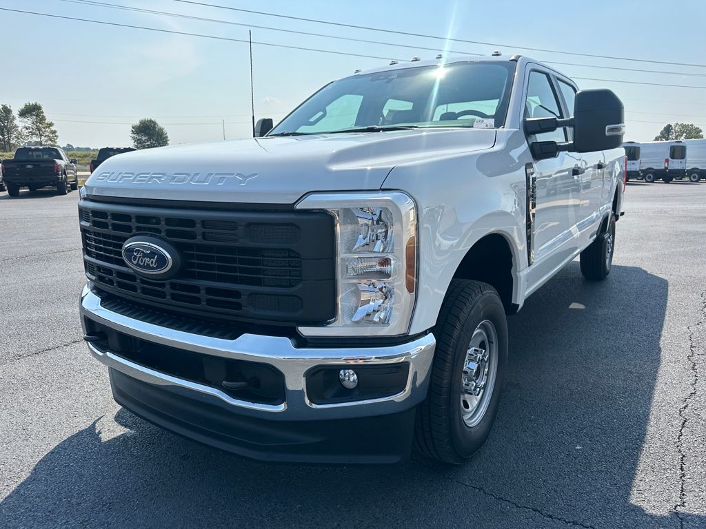 2026 Ford F-250 XL photo 3