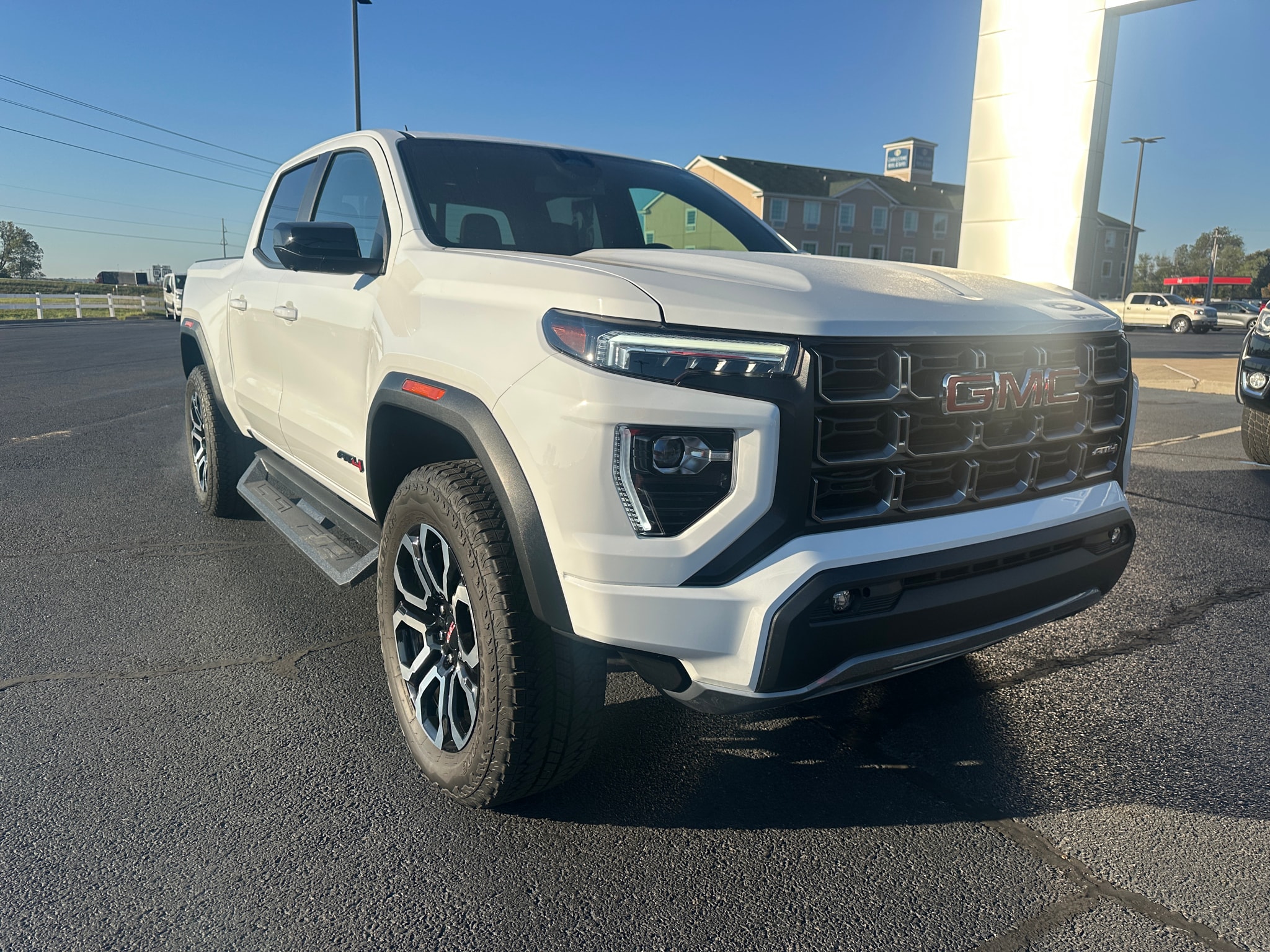 Used 2025 GMC Canyon AT4 with VIN 1GTP2DEK0S1154604 for sale in Little Rock