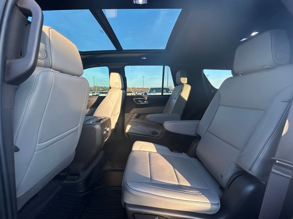2022 GMC Yukon SLT - Photo 21