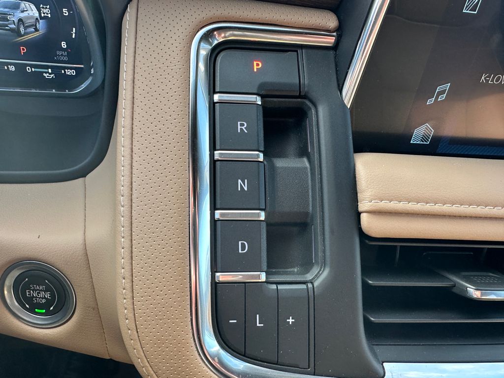 2023 Chevrolet Tahoe Premier - Photo 12