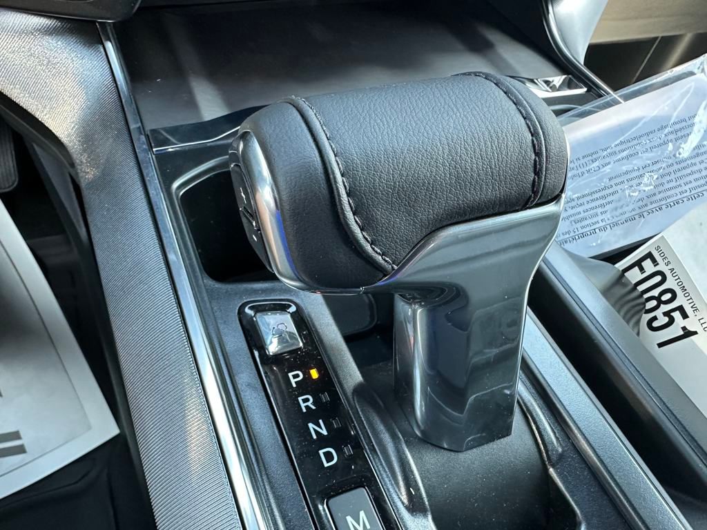 2025 Ford F-150 Platinum - Photo 18