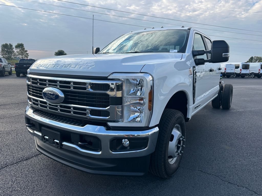 New 2026 Ford F-350SD XL Chassis