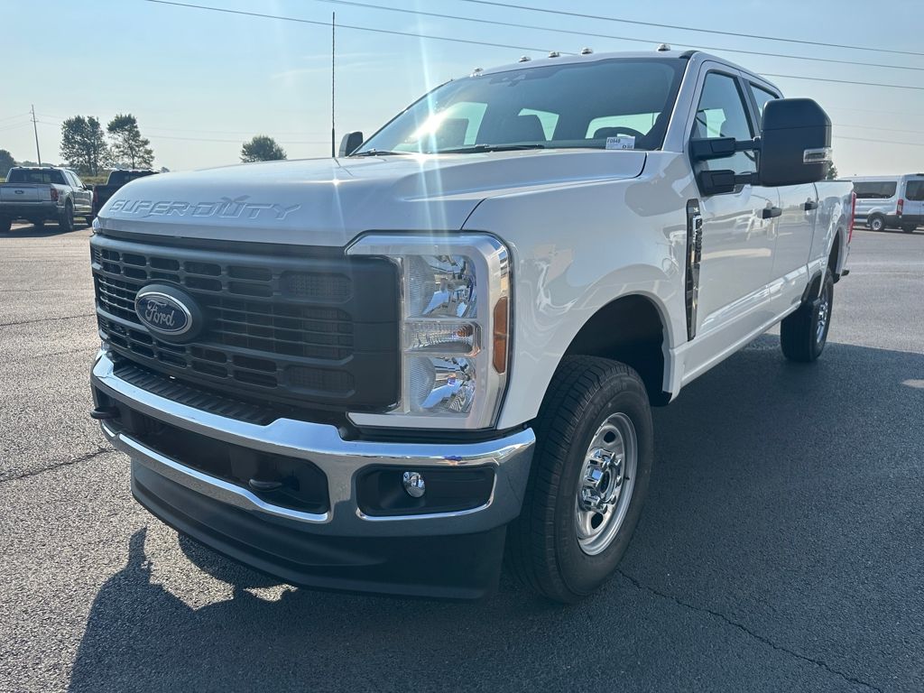 2026 Ford F-250 XL photo 4