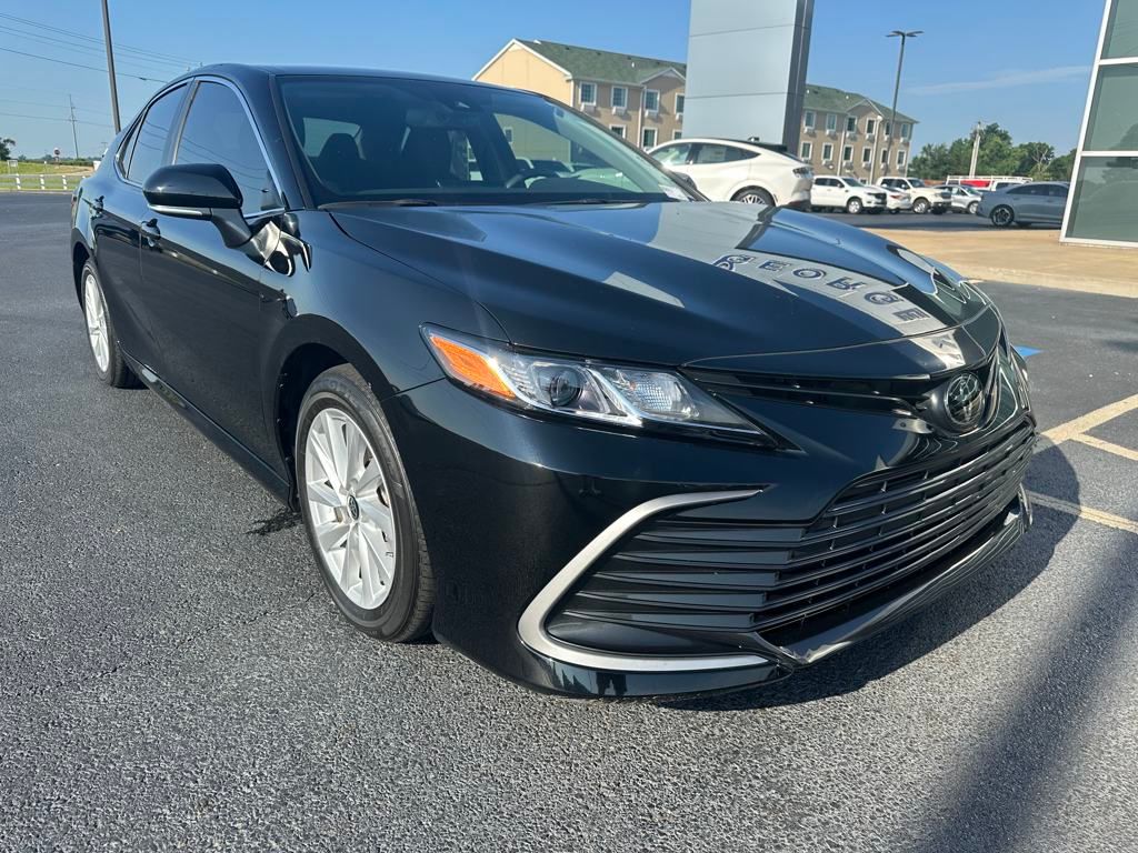2024 Toyota Camry LE photo 2